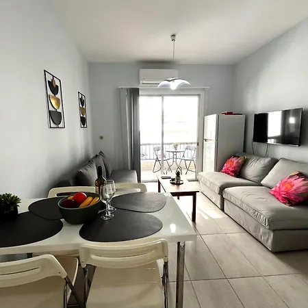 Mckenzie Mile Apartament